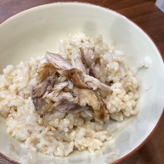 鯖のおつまみ玄米飯